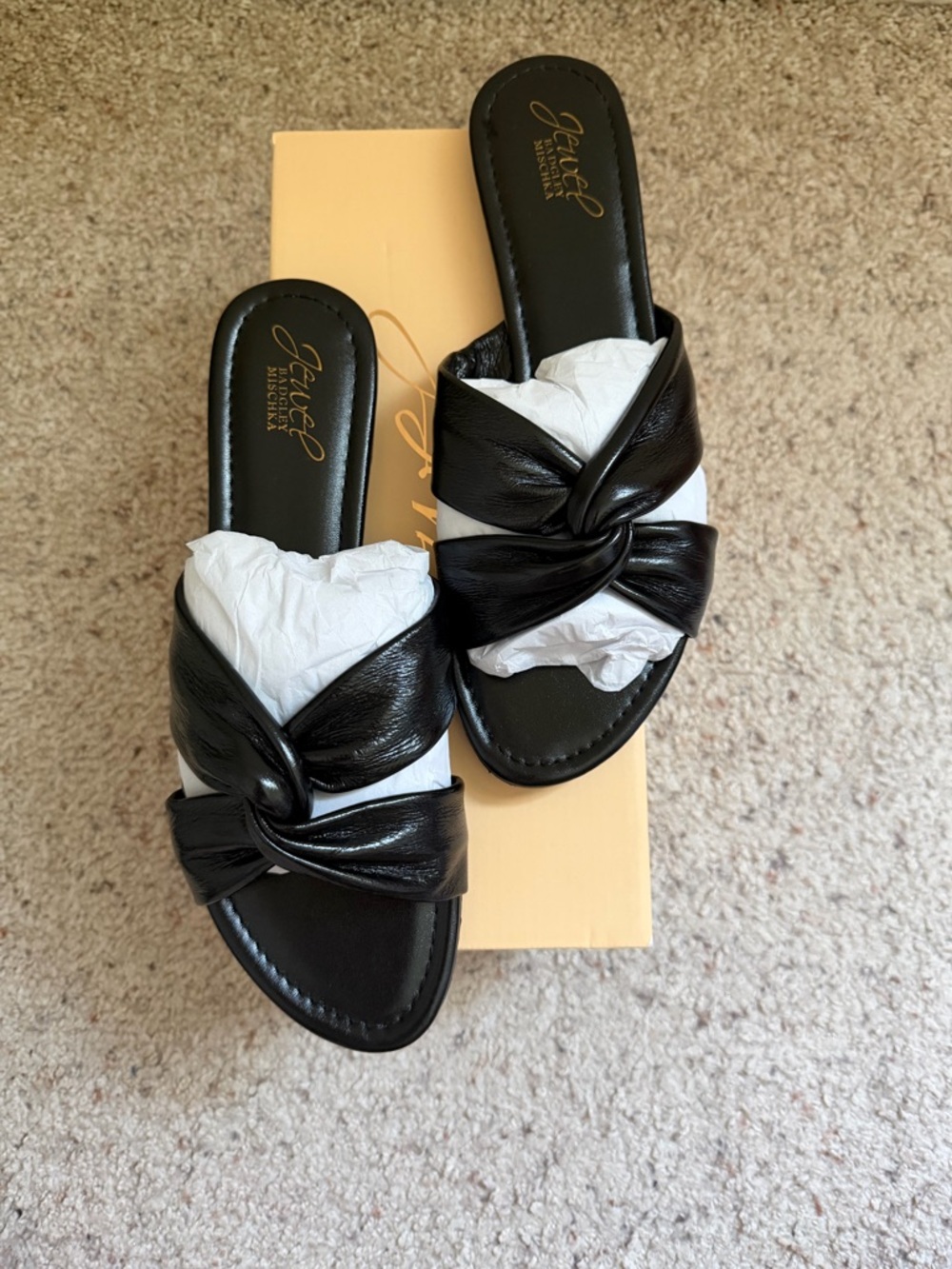 Jewel Badgley Mischka Black Knot Slide Sandals Size 8.5 NIB Flats